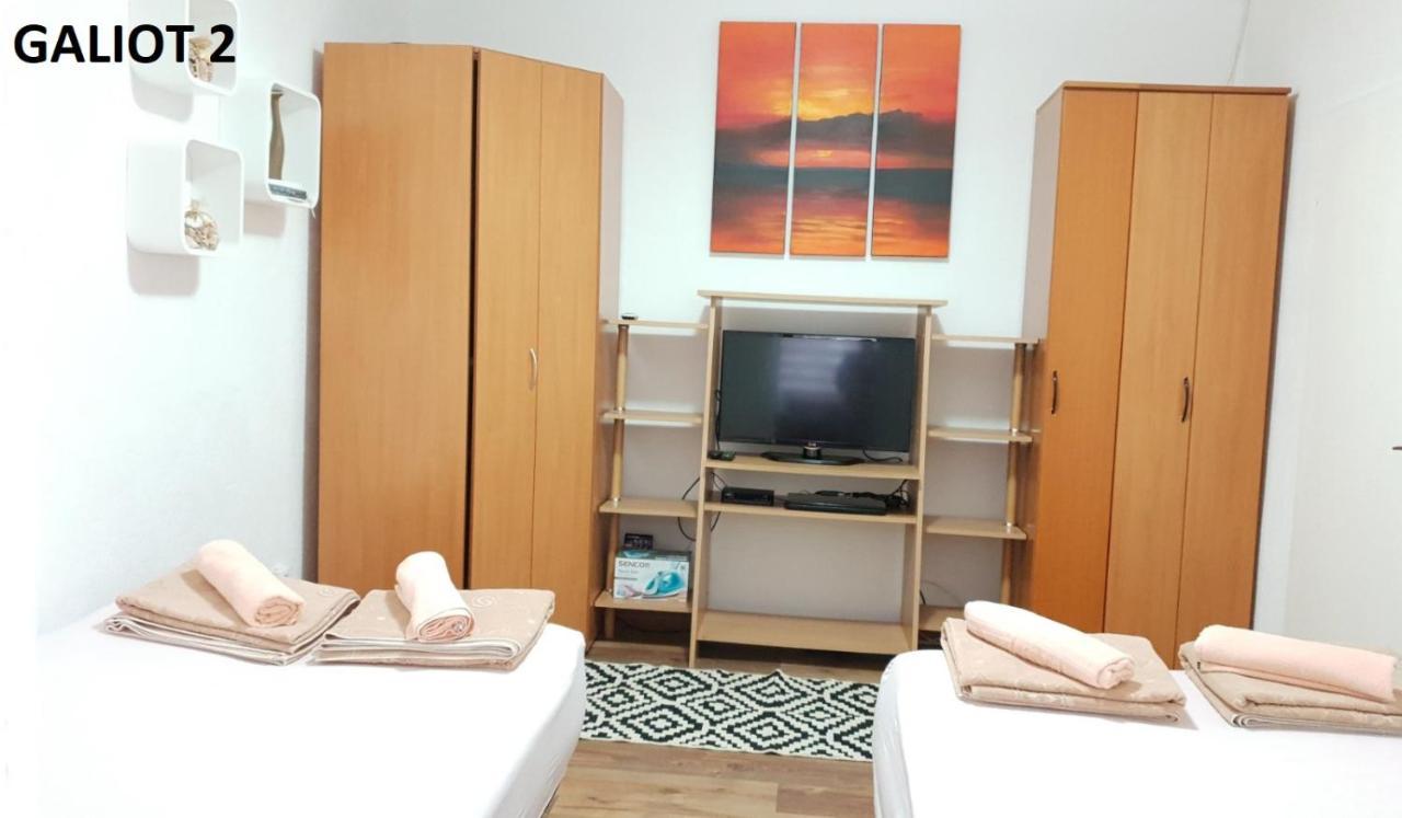 Apartmani Galiot อิกาโล ภายนอก รูปภาพ