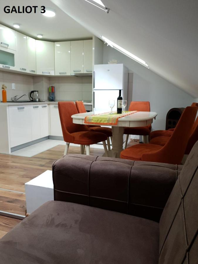 Apartmani Galiot อิกาโล ภายนอก รูปภาพ