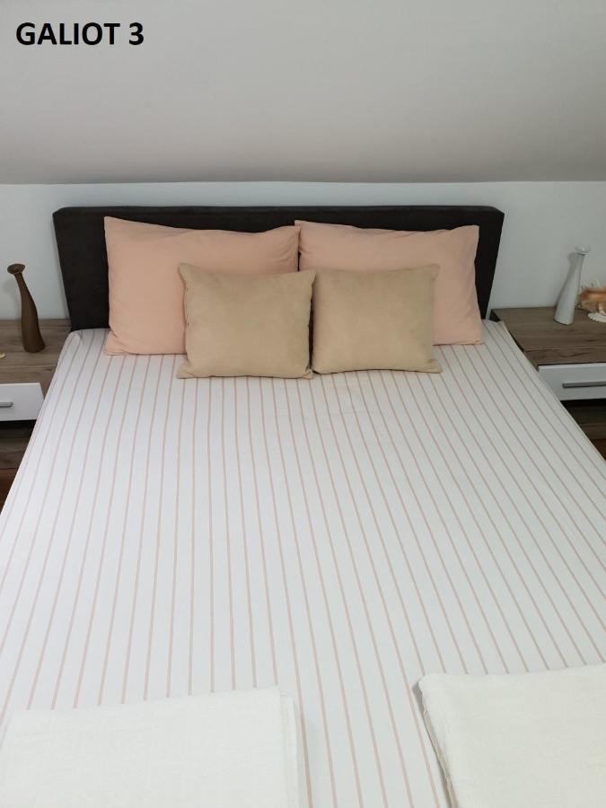 Apartmani Galiot อิกาโล ภายนอก รูปภาพ